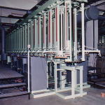 エレベータータイプ自動メッキ装置